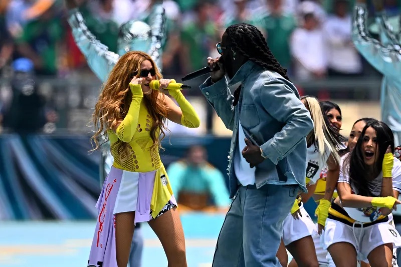 Shakira et Burna Boy clip cérémonie d’ouverture du Mondial 2026
